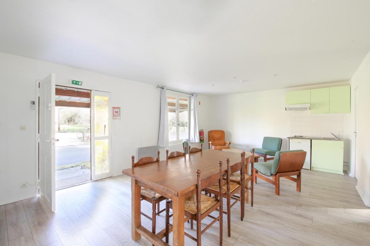 Les Cabanes Parisiennes - Chalets 1H30 From Paris - 62P Сент-Женевьев-де-Буа Экстерьер фото